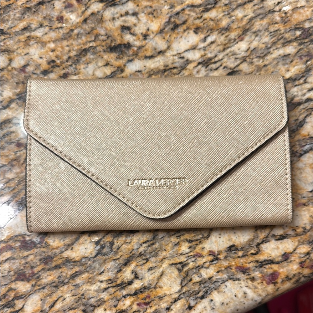 Laura Mercier • Travel Makeup Brushes Essential Set